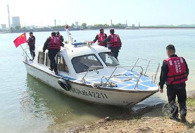 市陆水湖风景区管理委员会加强禁渔期内禁捕执法工作