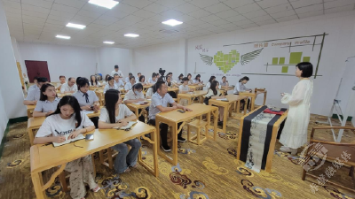 市茶发集团举办茶艺培训为干部职工“充电”
