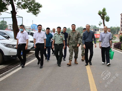 潜江市考察组来赤壁研学小镇营地学习交流