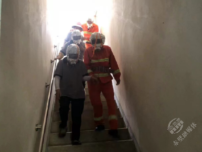 赤马港北站社区开展“安全生产月”消防应急演练活动