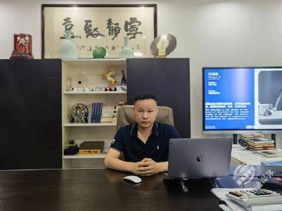 我是赤壁人 | 何满国：在激励下发生蜕变 在创业中华丽转身