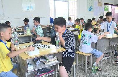 2023年咸宁市青少年围棋段级位赛暨赤壁市第二届少年围棋棋王赛在中伙铺中学举行