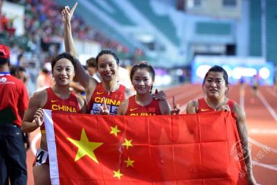 2023年田径亚锦赛首日：中国队收获女子4×100米接力金牌