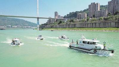 重庆市涪陵区渔政协助巡护队 为四大家鱼种质资源织就保护网