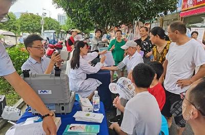 赤马港汪家堡社区：便民服务日 让志愿服务“零距离”