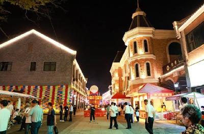 湖北赤壁：“月夜羊楼 好市发生”开市 解锁更多夜间玩法