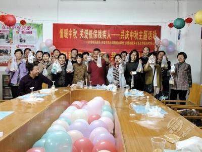 陆水湖街道：共建阳光家园 共享团圆时刻