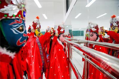 重庆垫江：在川剧变脸特色课程中感受传统文化魅力