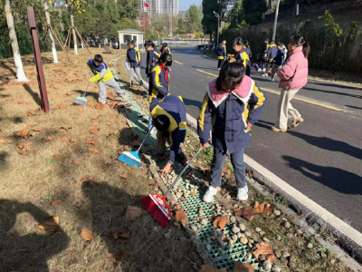 赤马港木田畈社区：小手拉大手 文明伴我行