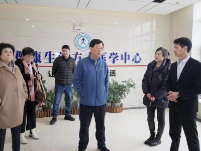 中华医学会健康管理学分会主任委员郭清一行来赤壁开展健康管理工作基层调研