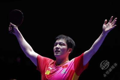 樊振东、孙颖莎获评2023国际乒联最佳男、女运动员