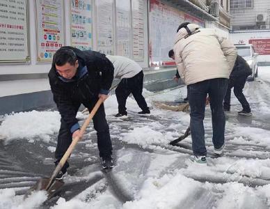 赤壁市各部门积极做好低温雨雪冰冻灾害防范工作