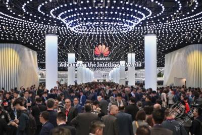 华为助力全球运营商，拥抱5G-A商用元年，引领智能世界