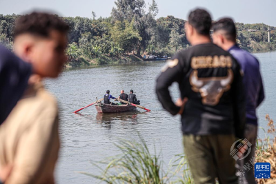 埃及渡船倾覆致3人死亡数人失踪 