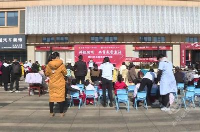市残联组织开展第25次全国“爱耳日”宣传教育活动