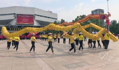 千人广场舞 全民共参与