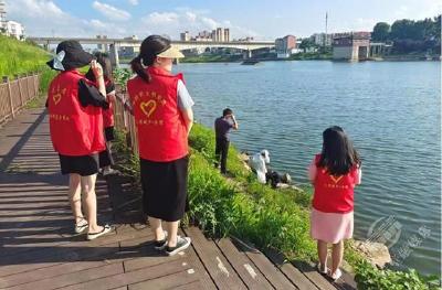 赤马港营里社区：防溺水宣教进小区入村湾