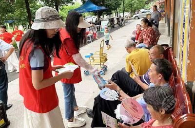 赤马港汪家堡社区：禁毒宣传进小区  服务居民零距离