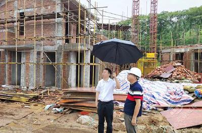 赤壁城发集团：汛期除隐患 在建项目保平安