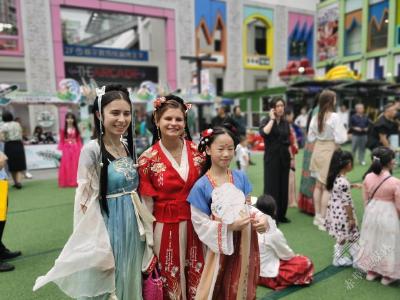 “非遗+”焕新出圈 文旅消费释放新活力 