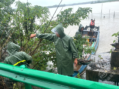 沧湖开发区全力以赴打好防汛“主动仗”