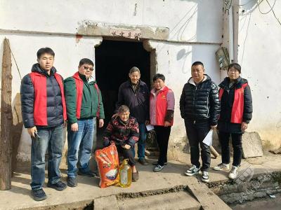 车埠村开展入户慰问高龄老人活动