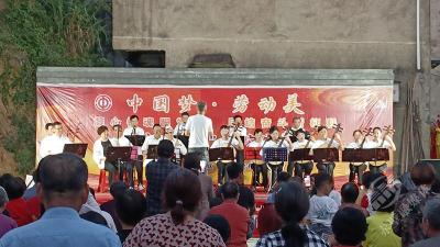 赤马港街道河北街社区举办“中国梦·劳动美”五一文艺汇演