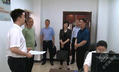 咸宁市人大常委会专题调研赤壁市法院执行工作和检察院刑罚执行监督工作