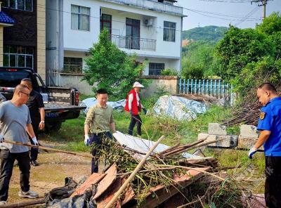 全员参与齐发力 清洁家园焕新颜 中伙铺镇持续开展环境卫生整治行动