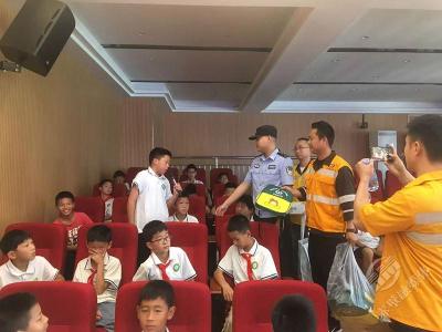 赤壁市“5.26我爱路” 知路爱路护路宣传月启动