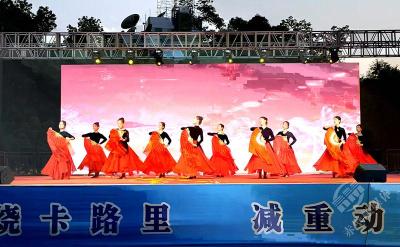 共赴健康之约 赤壁全民健身燃烧卡路里