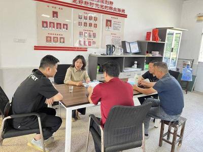 市两山投资公司：进村宣传扫黑除恶 全民参与共筑平安