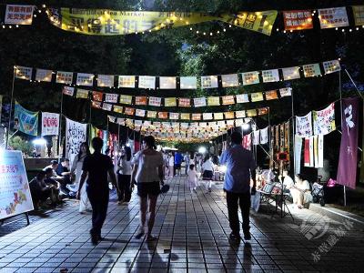 怦然心动！赤壁人民广场跳蚤夜市增添“快乐+浪漫”的双向奔赴