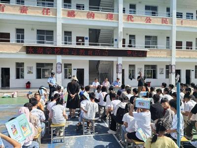 陆水湖街道：青春不“毒”行，共护无毒校园