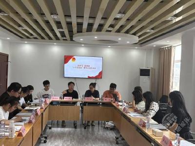 赤壁团市委开展“悦学习跃青春之十五五规划青年谈”交流座谈