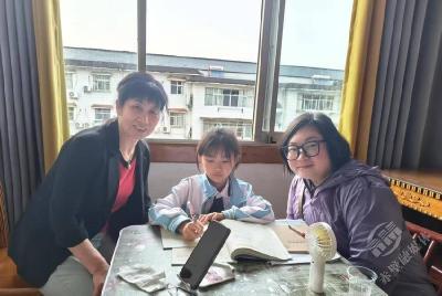 用心育人 以爱执教——记赤壁市第二实验小学教师陈云