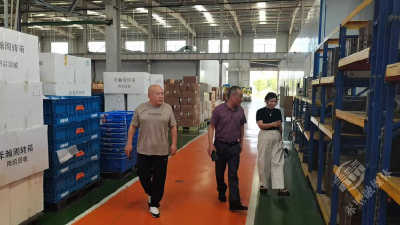 赤壁市应急管理局：体检进企业 帮扶护安全