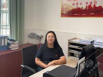 “党建红”领航“教育蓝” 丹心铺就育人路——记营里小学党支部副书记汤华