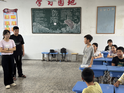 赤壁乡村少年宫：反霸凌情景剧《被擦掉的名字》温情开拍