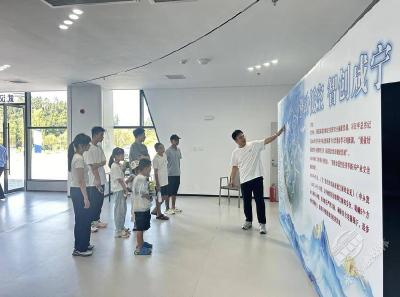 赤马港街道杨泗庙村开展“科技点亮童心”主题活动