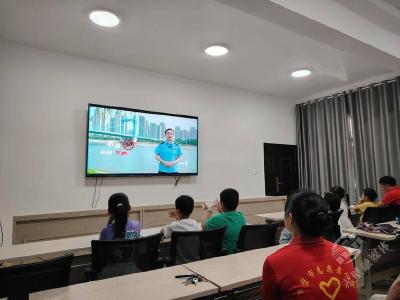蒲圻街道北街社区开讲“暑假安全第一课”：筑牢防溺水安全网