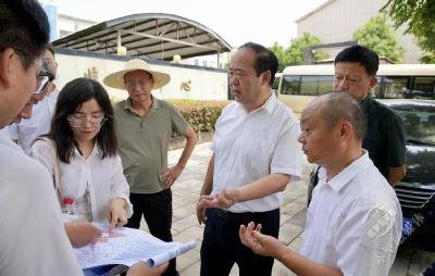 葛军在调研城建项目工作时强调：坚持问题导向 压实各方责任 全力以赴推动项目建设提速增效 