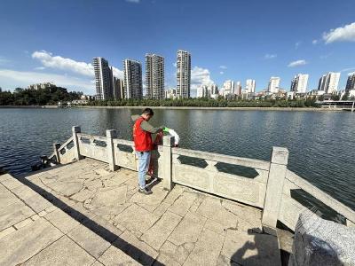 蒲圻街道北街社区：高频巡查守护沿河安全线