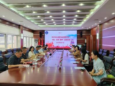 乡贤牵线搭桥 武汉爱心企业家来赤壁助学考察