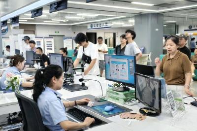 首批有效期20年二代身份证到期 赤壁多措并举应对换证高峰