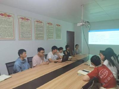 ​赤壁团市委开展“业务大讲堂”助力青年干部成长