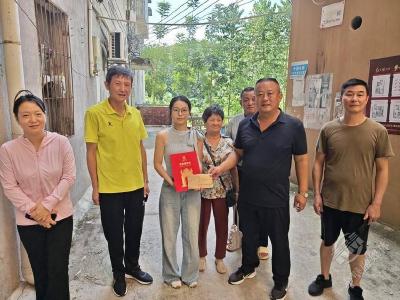 中伙铺镇安丰村：温情助学润心田 托举希望助梦圆