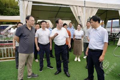 葛军在调研水上游乐设施安全工作时强调：做实各项安全保障工作 让群众安享“水趣”时光