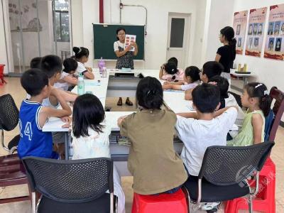 赤马港街道汪家堡社区：建军节活动润童心 红色基因代代传