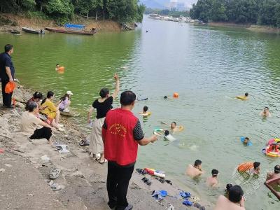 陆水湖风景区管理委员会：筑牢陆水湖防溺水“安全网”